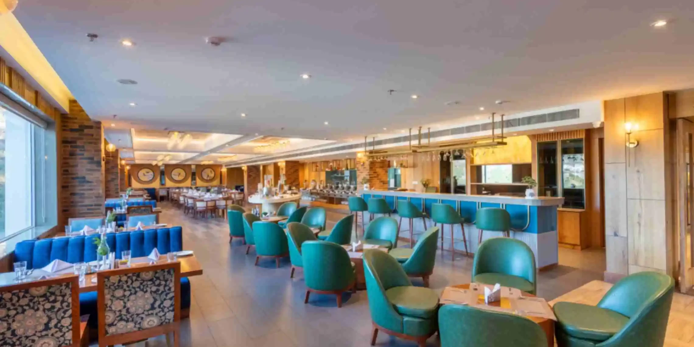 Restuarant in ramada